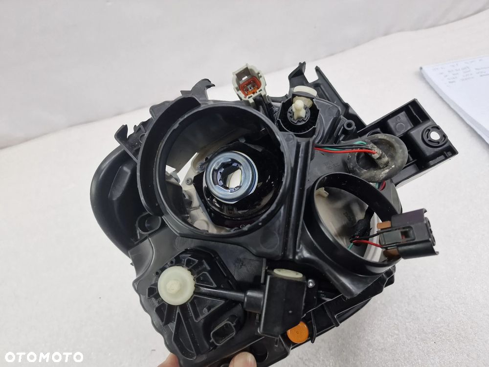 NISSAN JUKE F15 LIFT 14- LEWA LAMPA PRZEDNIA PRZÓD SOCZEWKA , NR 26060BV90B / 89909531 , NR AUKCJI LA528 - 9