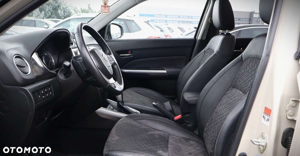 Suzuki Vitara - 12