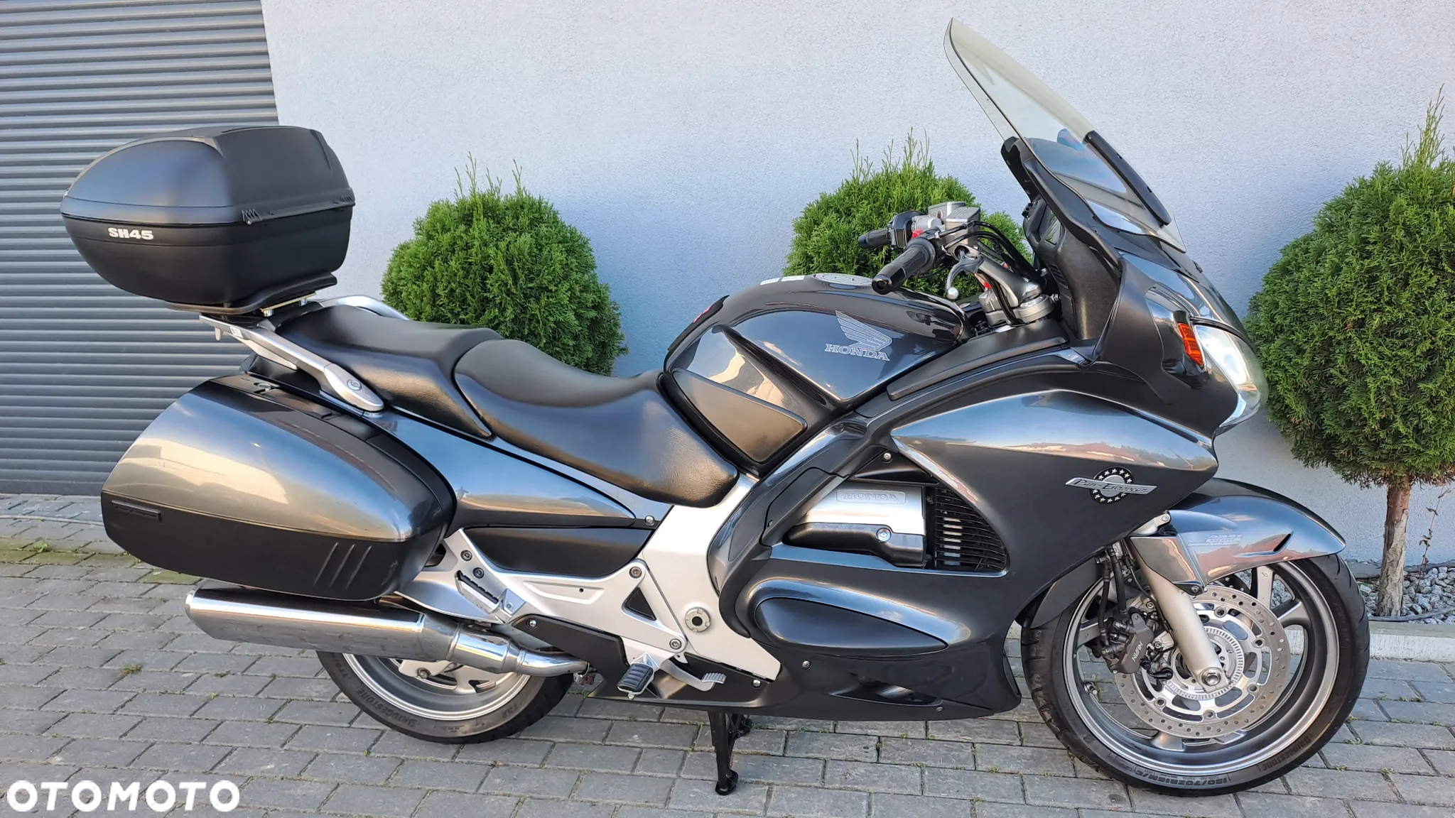 Honda ST - 2