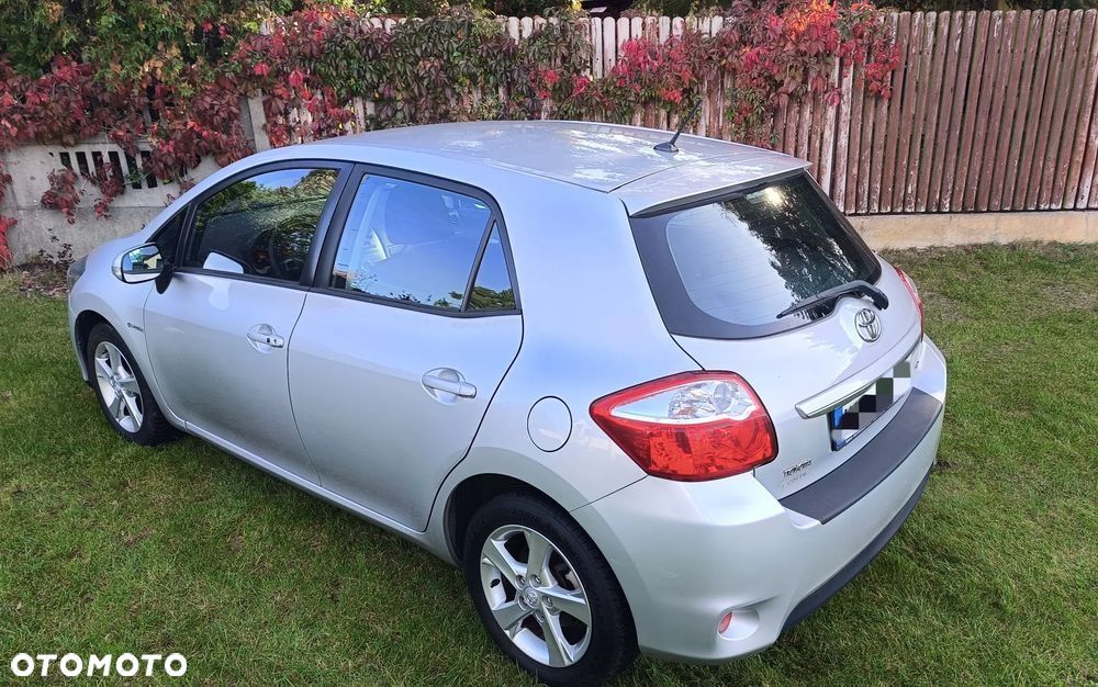 Toyota Auris 1.6 MultiMode Executive - 12