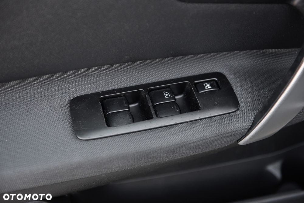 Nissan Qashqai - 16