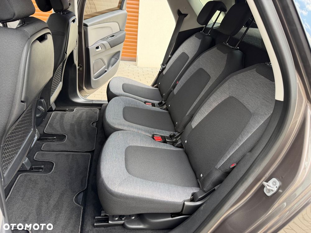 Citroën C4 Picasso - 15