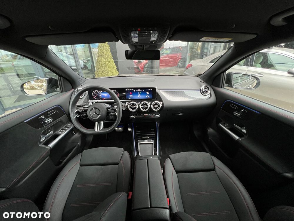 Mercedes-Benz GLA 200 mHEV AMG Line 7G-DCT - 13