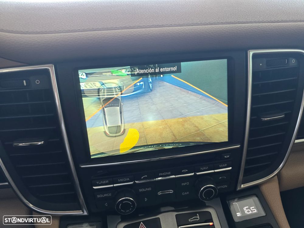 Porsche Panamera S e-Hybrid - 12