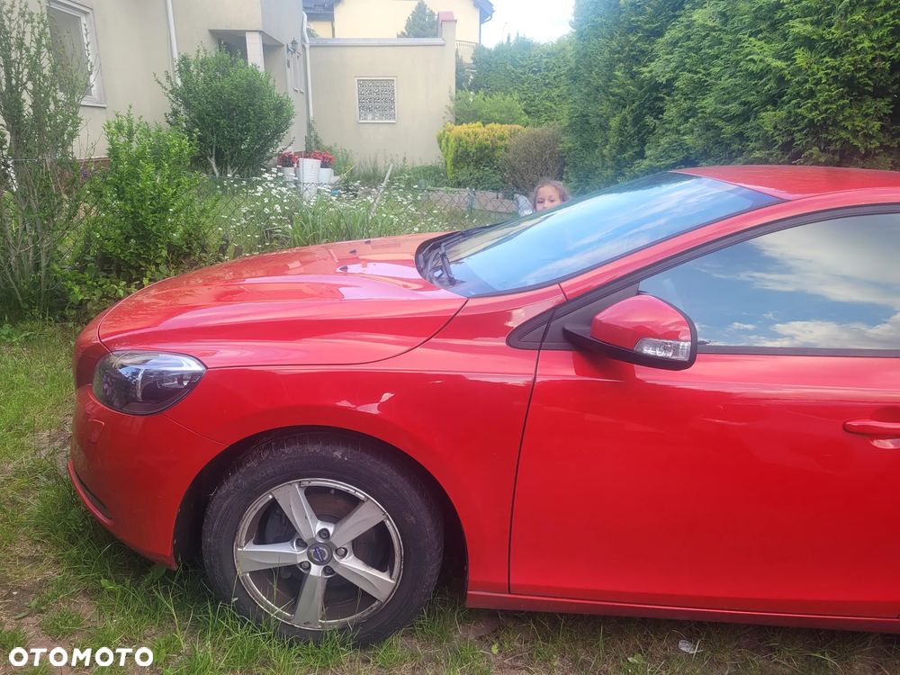 Volvo V40 D2 Momentum - 3