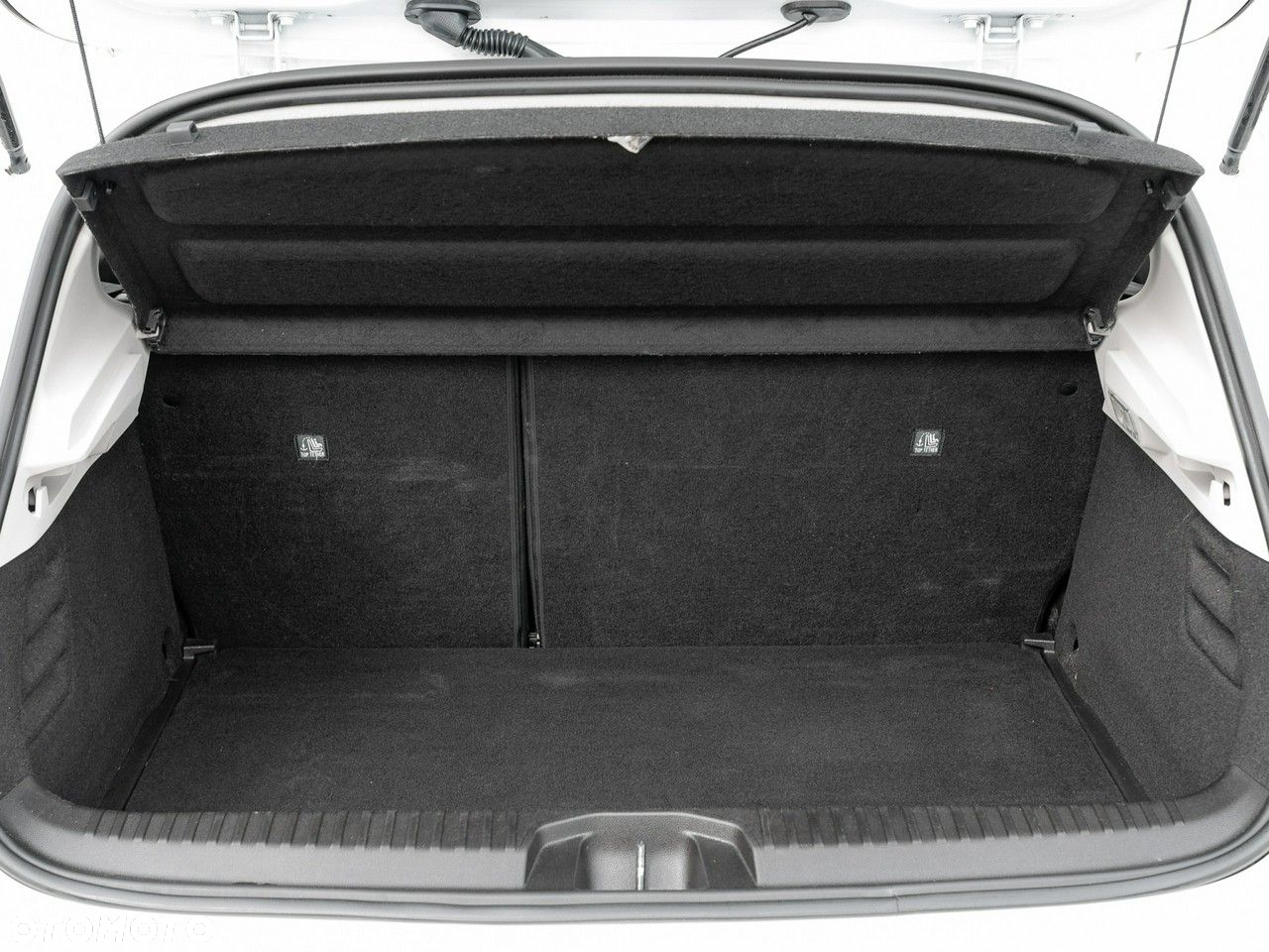 Renault Clio 1.0 TCe Equilibre - 8