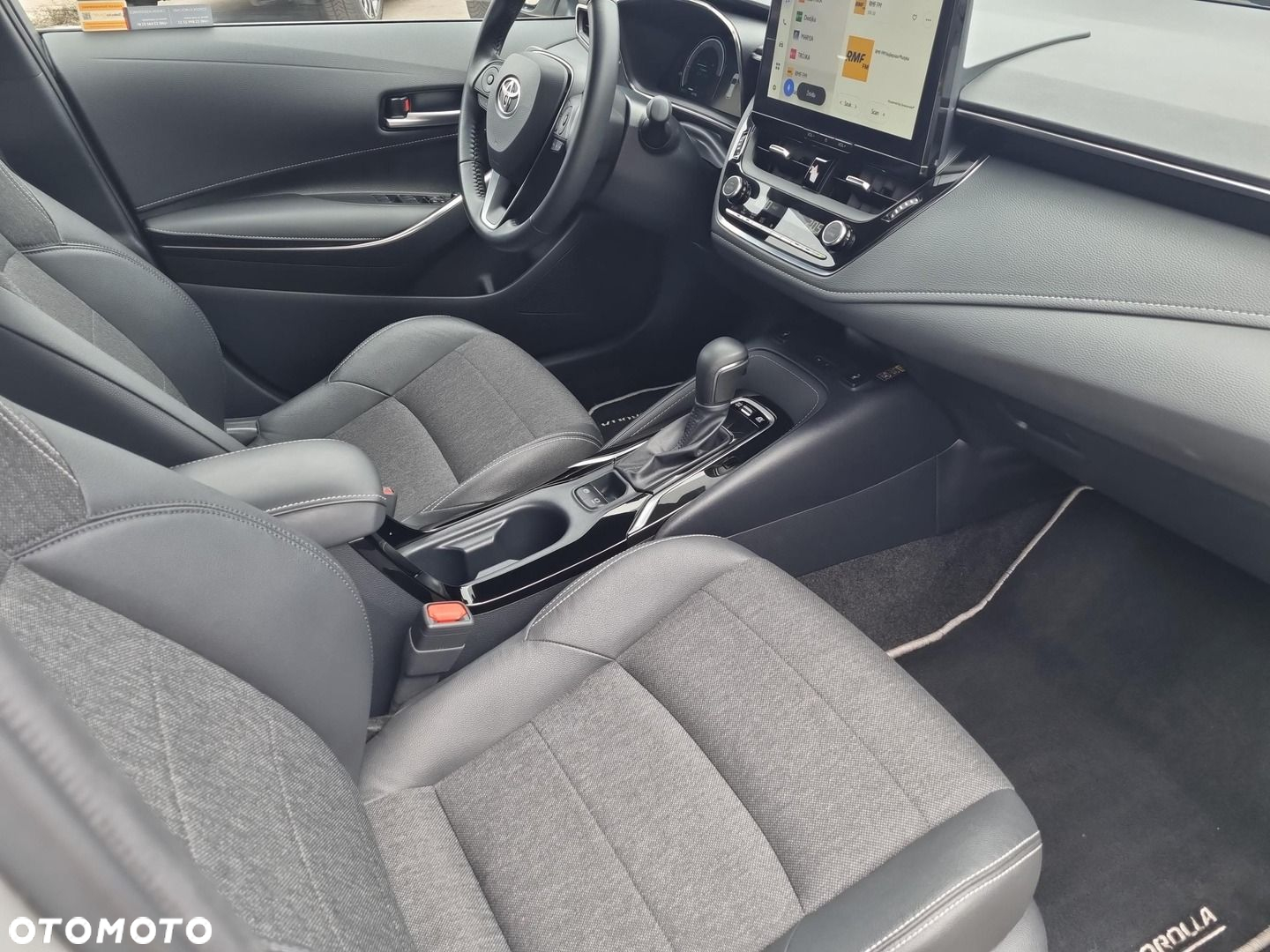 Toyota Corolla - 10