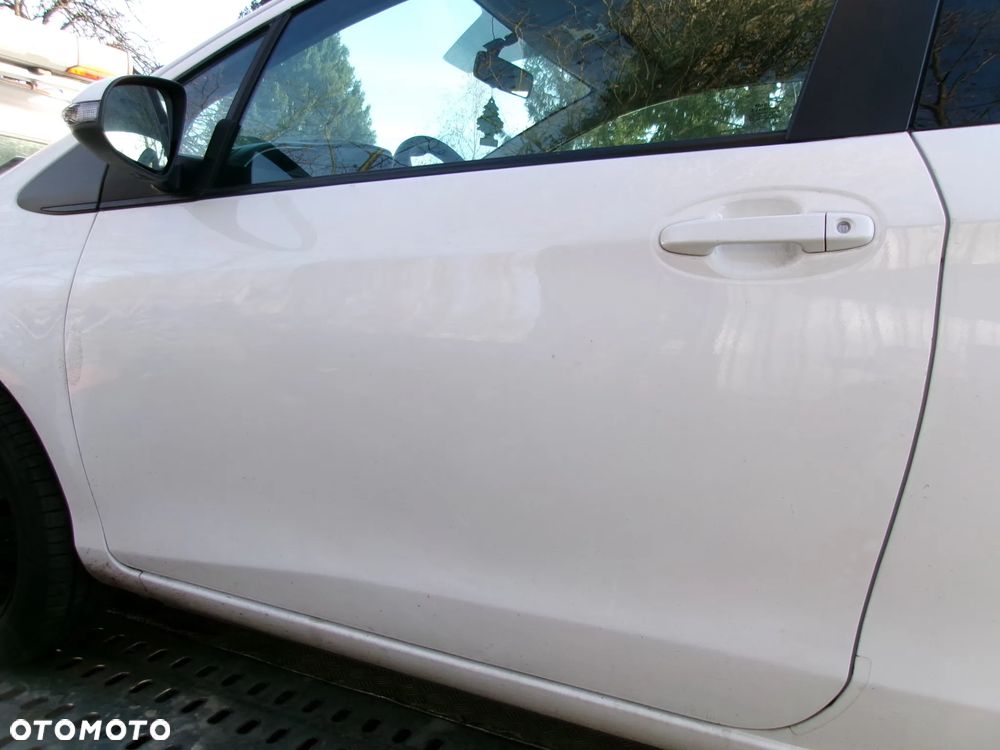 DRZWI LEWE 3 DRZWI TOYOTA YARIS III 11-20  040 - 1