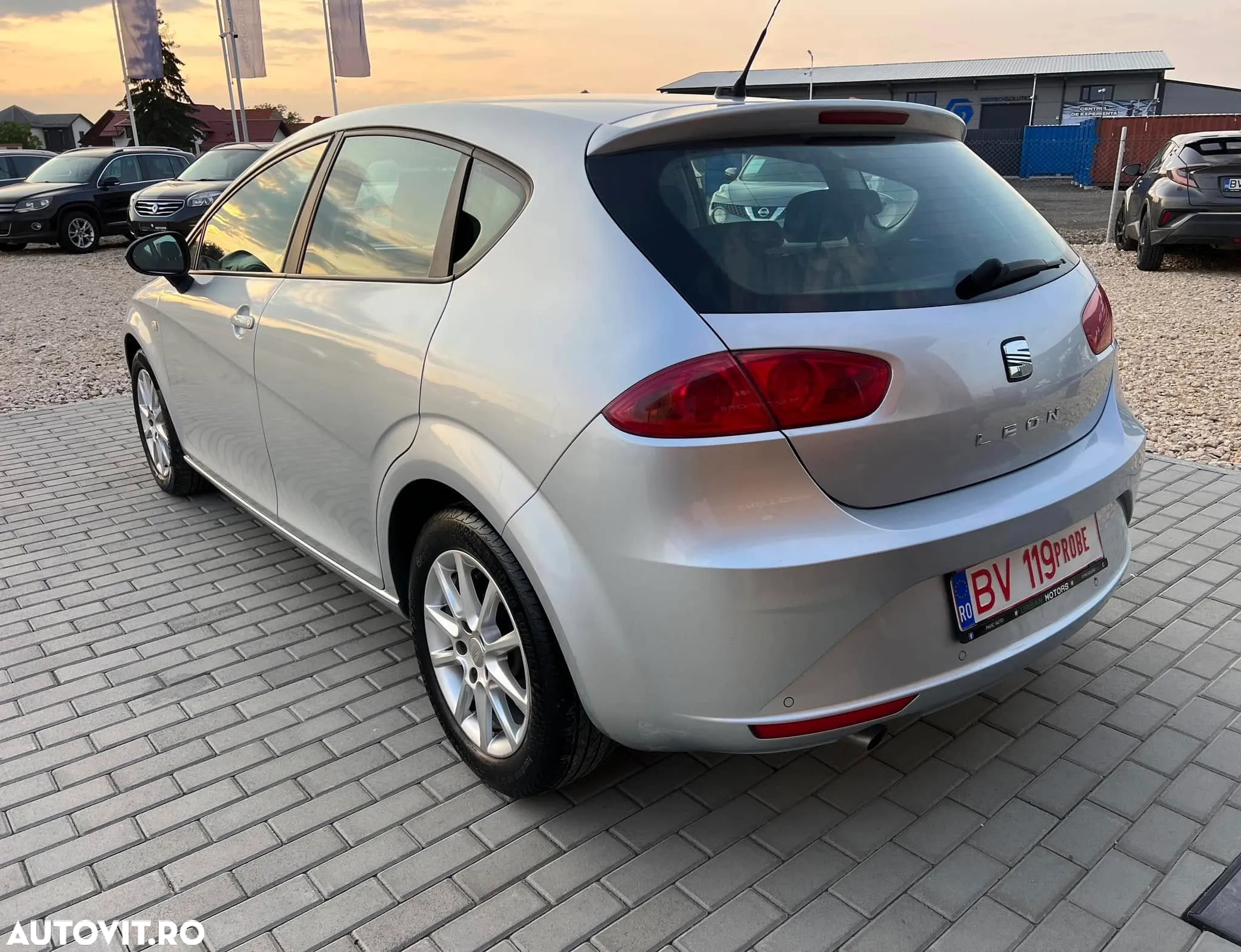 Seat Leon 1.6 TDI DPF Style Copa - 23
