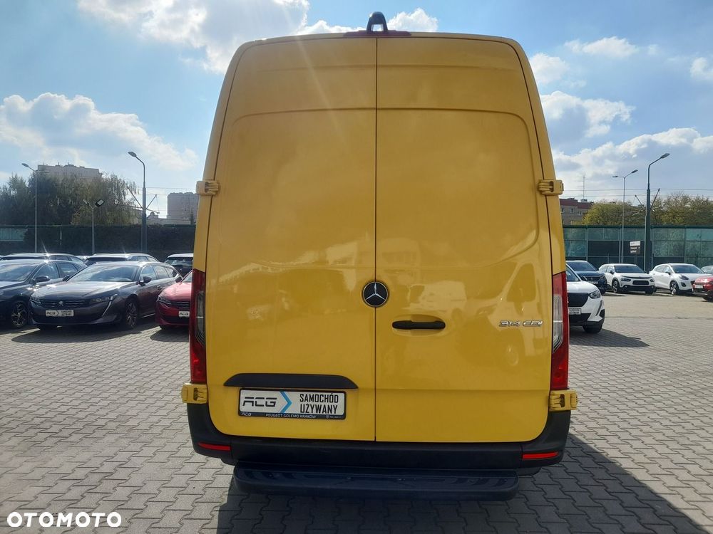 Mercedes-Benz Sprinter - 3