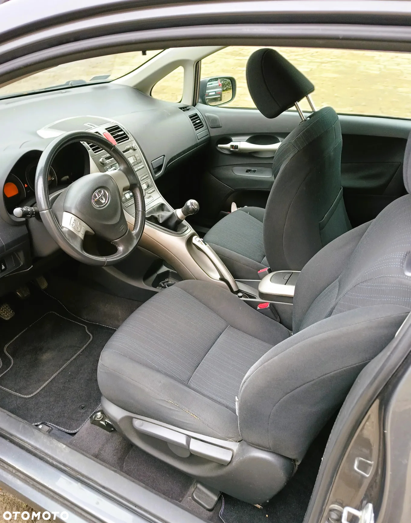 Toyota Auris 1.4 D-4D Luna - 14