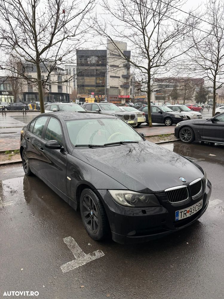 BMW Seria 3 318d - 8