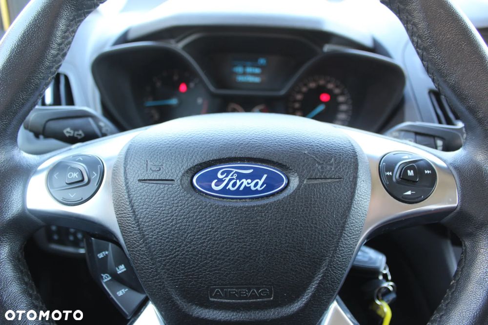 Ford Tourneo Connect 1.6 TDCi Titanium - 16