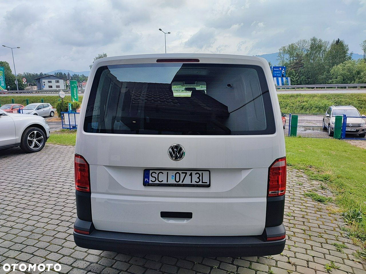 Volkswagen Transporter - 7
