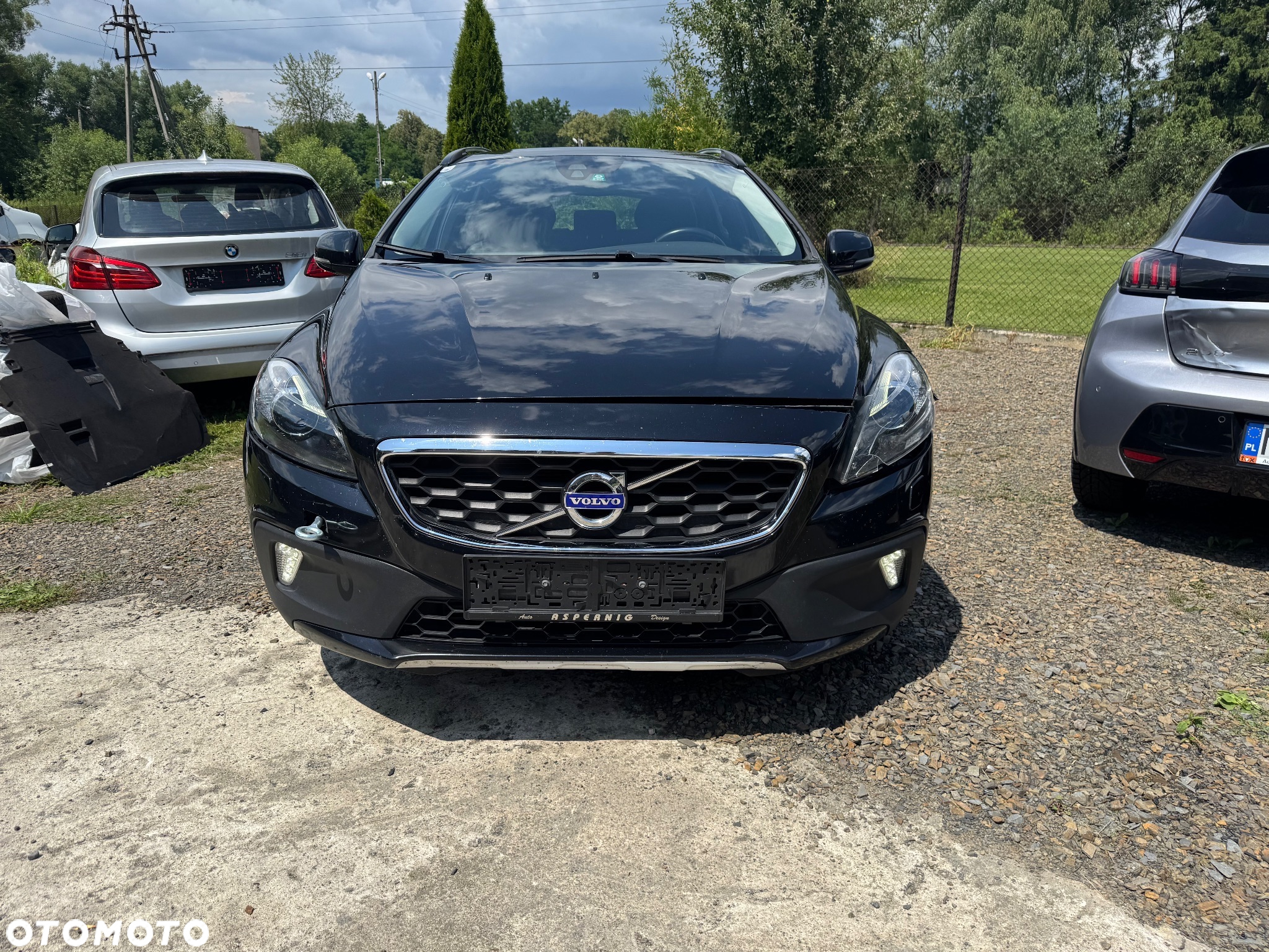 Volvo V40 Cross Country D3 Momentum - 17