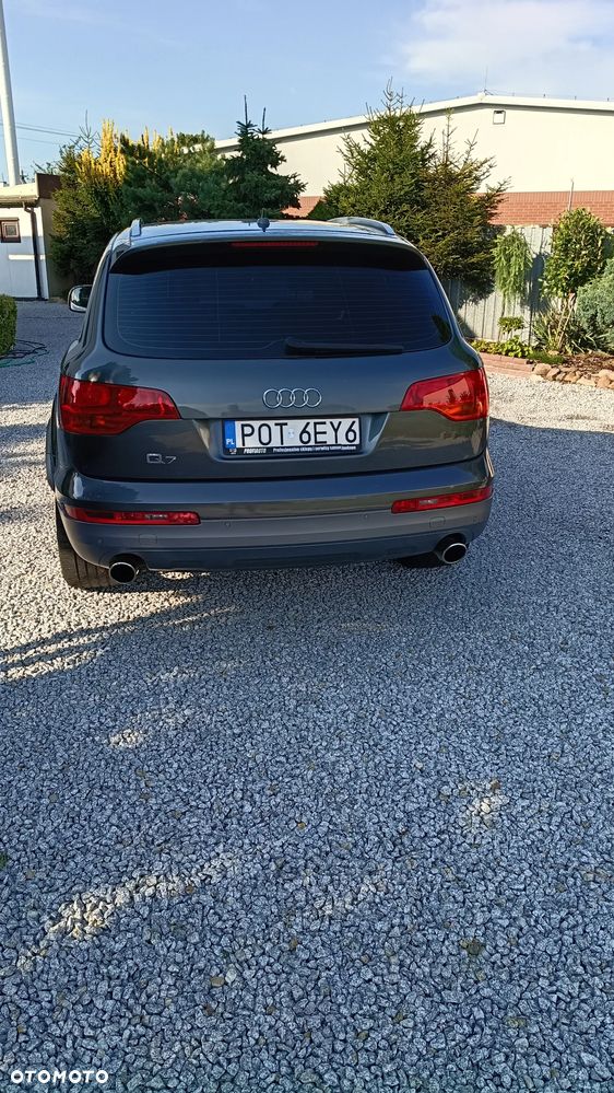 Audi Q7 - 5