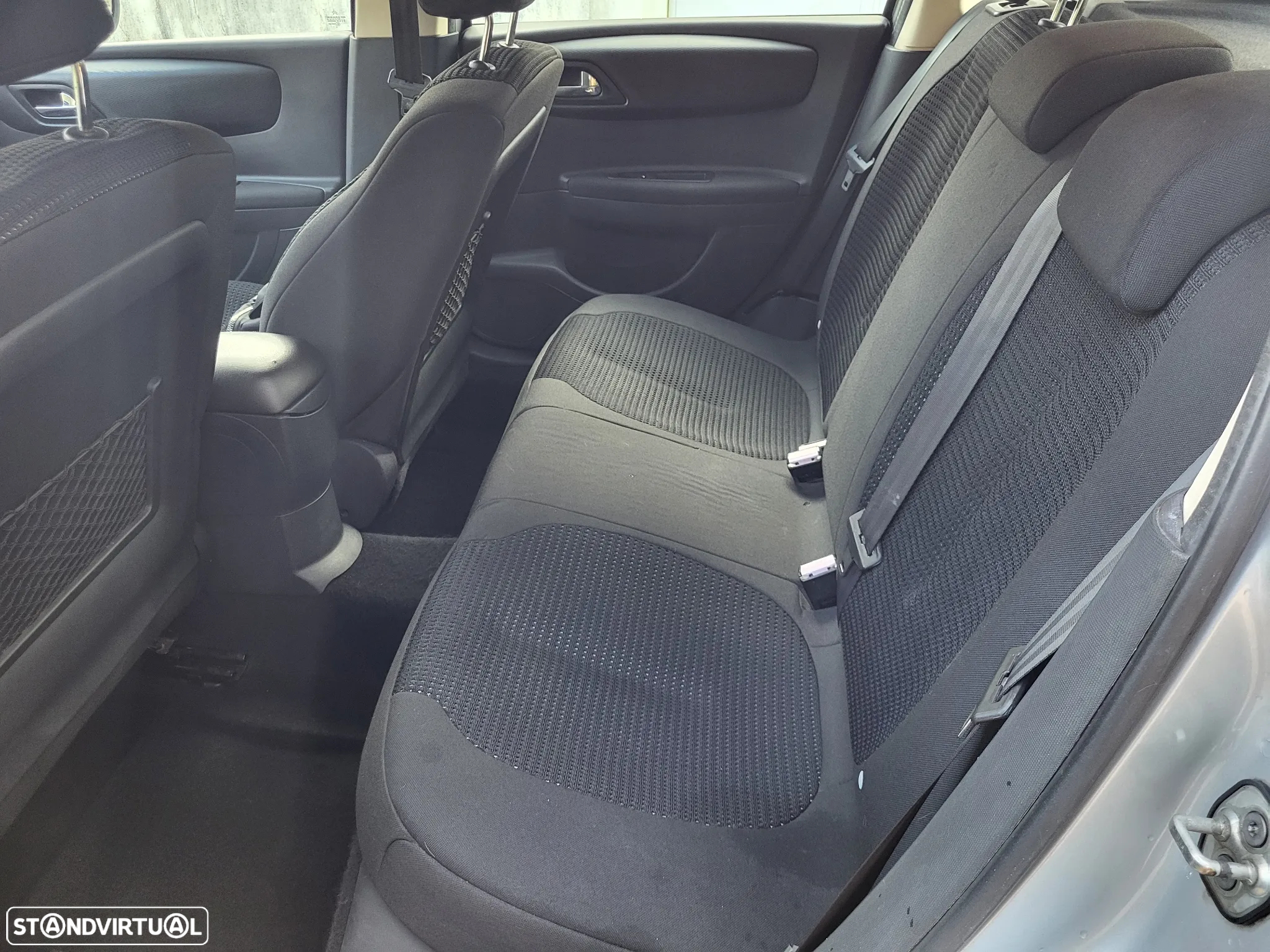 Citroën C4 1.6 HDi VTR Pack - 21