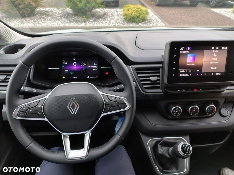 Renault Trafic - 13