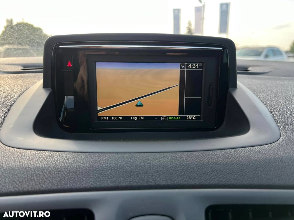 Renault Megane ENERGY dCi 130 GT LINE - 13
