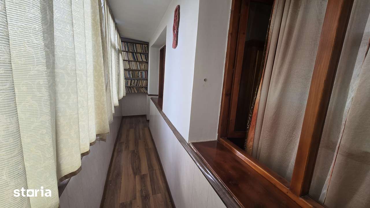 Vând apartament 2 camere zona centrala - Imagine principală: 5/12