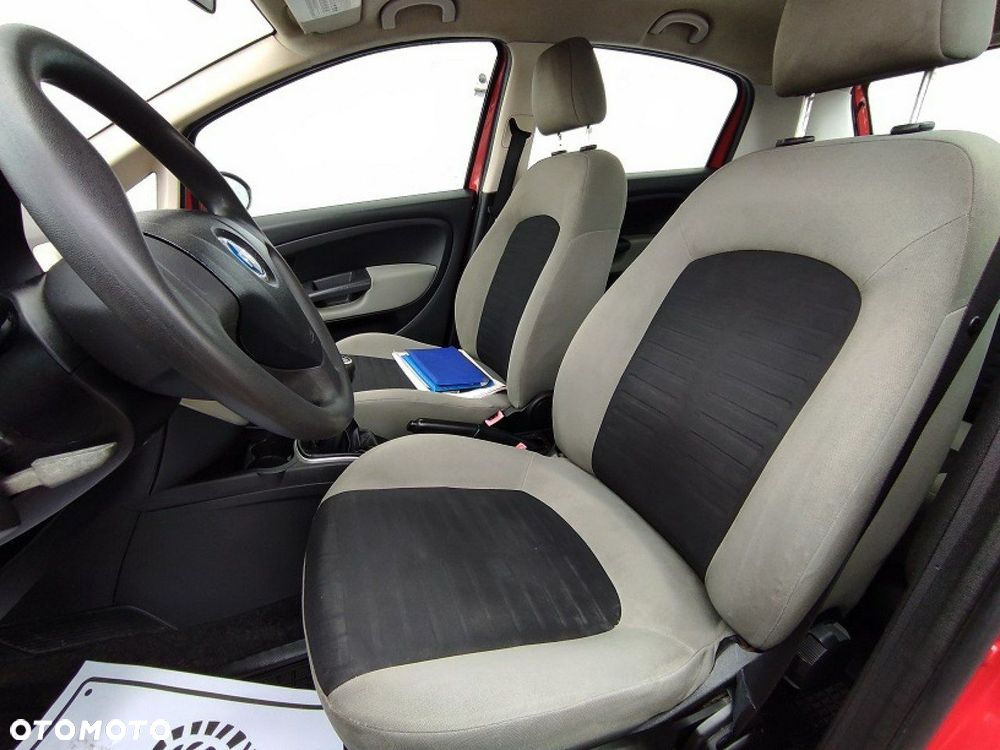 Fiat Grande Punto - 11