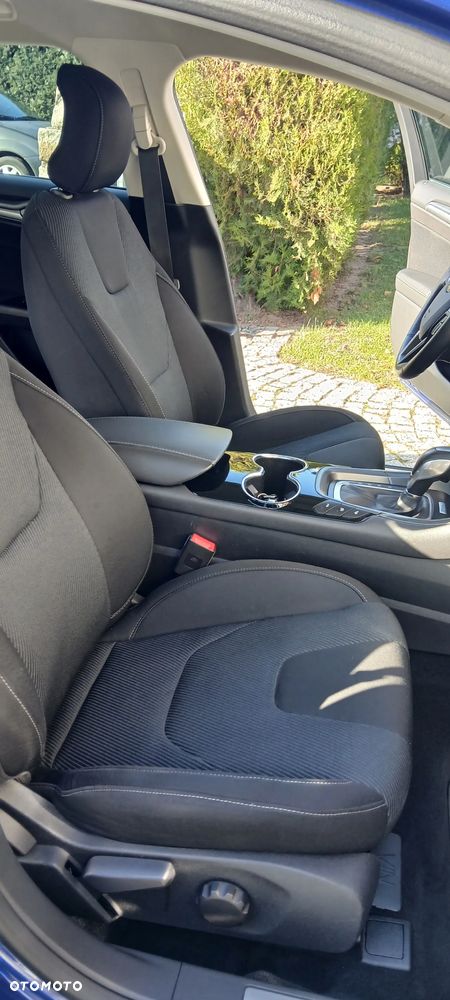 Ford Mondeo 2.0 TDCi STart-Stopp PowerShift-Aut Titanium - 12
