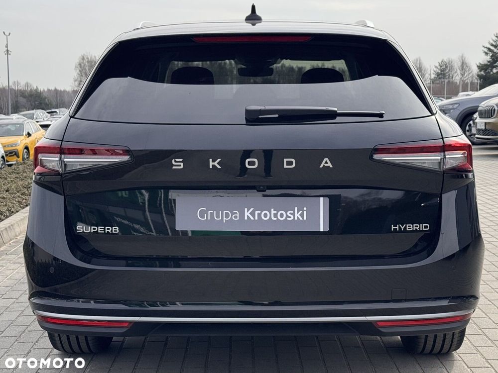 Skoda Superb 1.5 TSI L&K DSG - 5