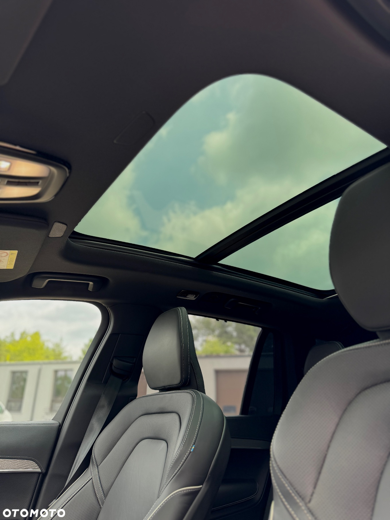 Volvo XC 90 - 22