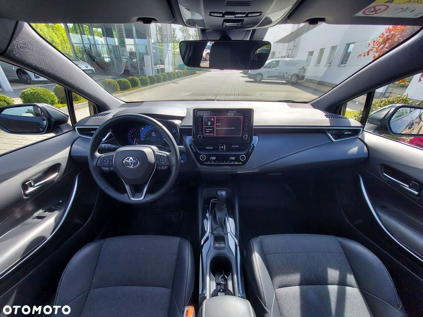 Toyota Corolla 1.8 Hybrid Comfort - 11