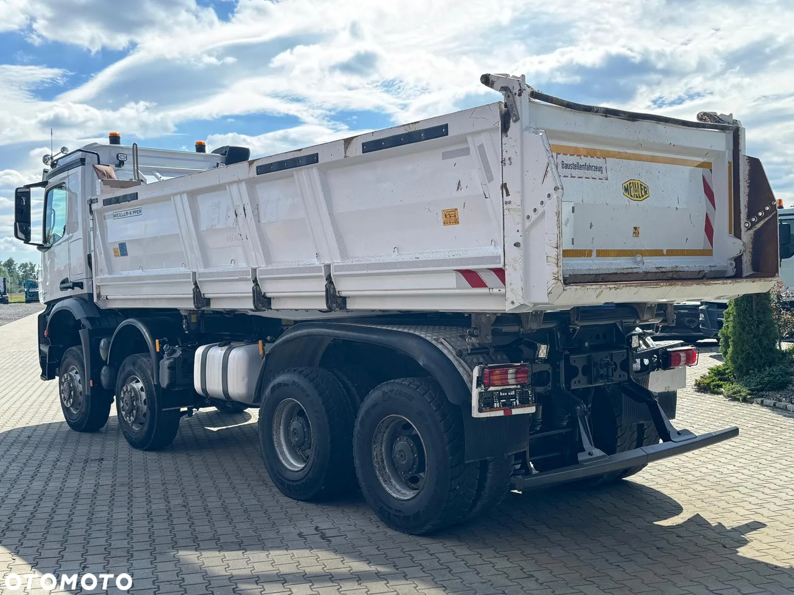 Mercedes-Benz AROCS 4145 8X8 EURO6 WYWROTKA TRÓJSTRONNA Z BORDATIKIEM - 7