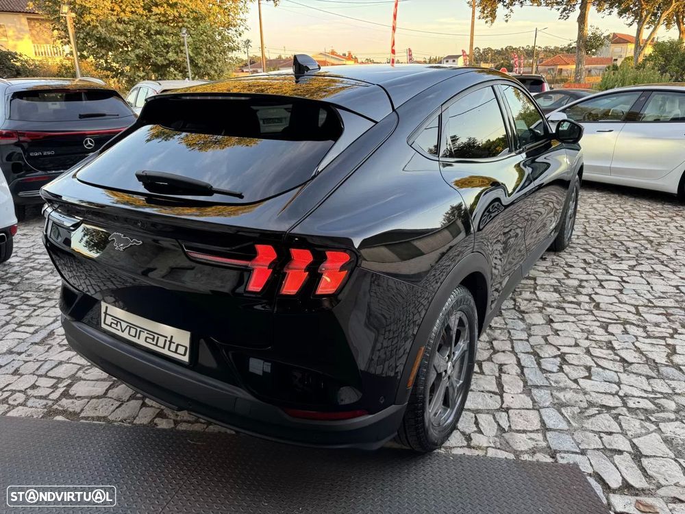 Ford Mustang Mach-E 75.7 kWh Premium AWD - 7