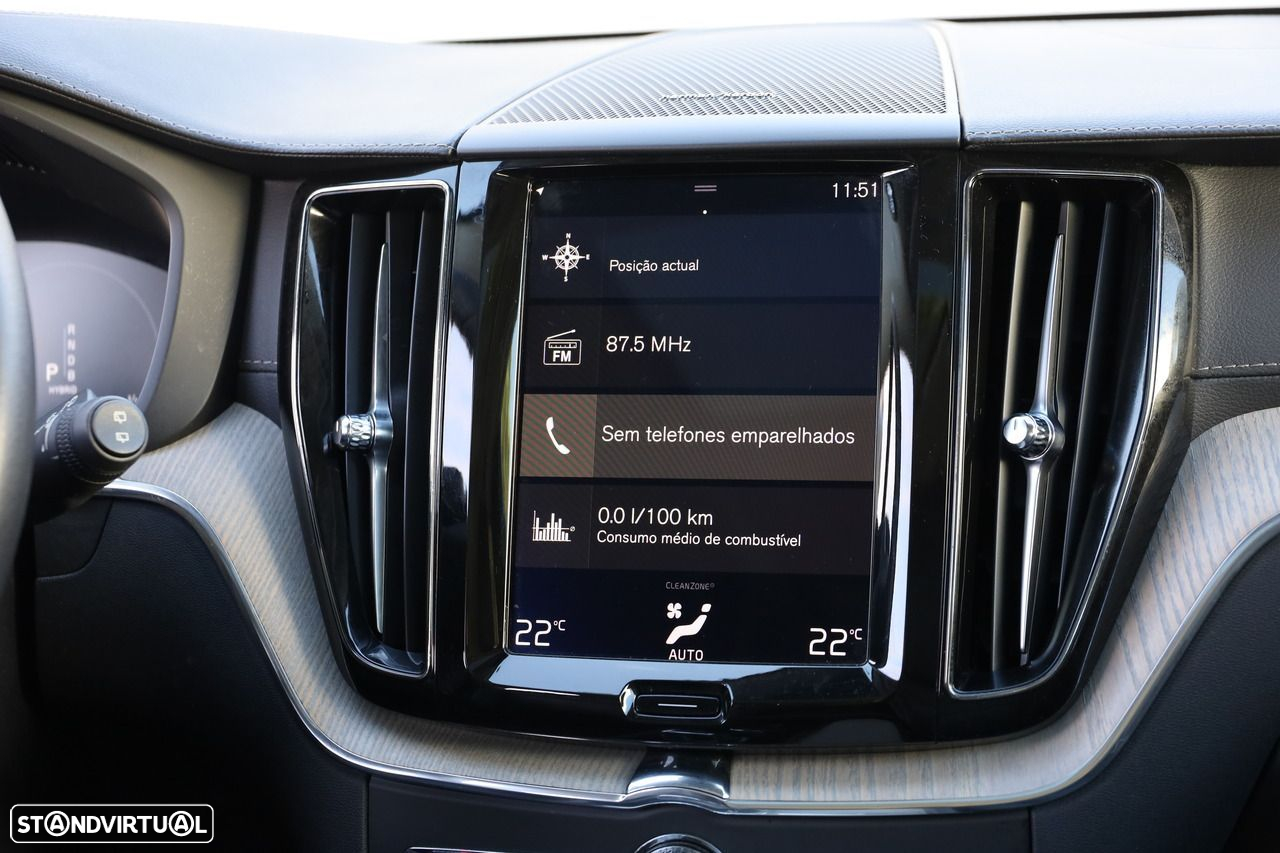 Volvo XC 60 2.0 T8 PHEV Inscription AWD - 18