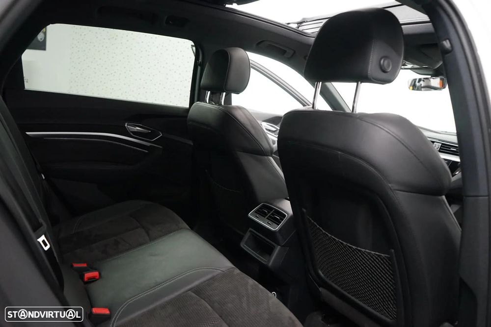 Audi e-tron 50 quattro S line - 53