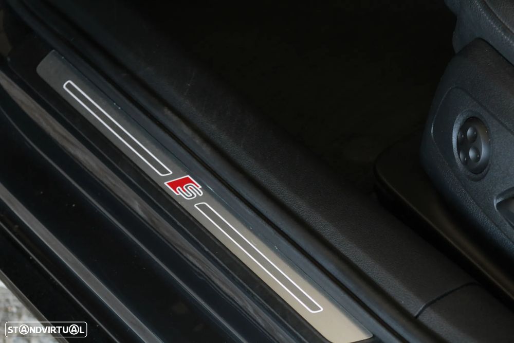 Audi A4 Avant 2.0 TDI quattro S-line S tronic - 23