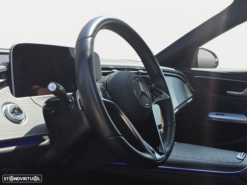 Mercedes-Benz E 220 — fotografia 9