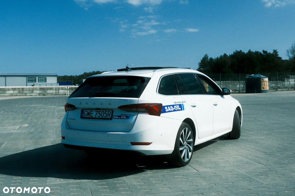 Skoda Octavia 2.0 TDI Style DSG - 6