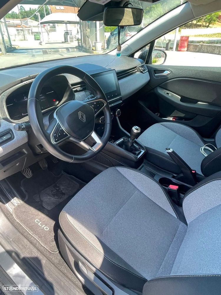 Renault Clio 1.0 TCe Limited Bi-Fuel - 10