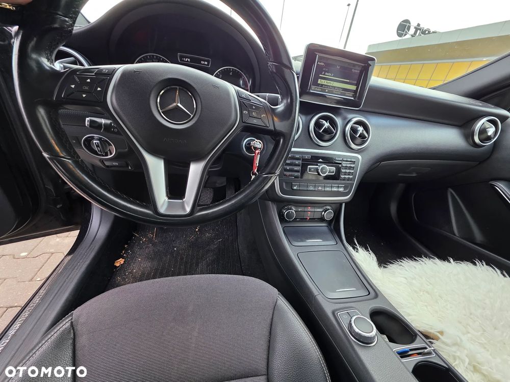 Mercedes-Benz Klasa A 200 d 7G-DCT - 10