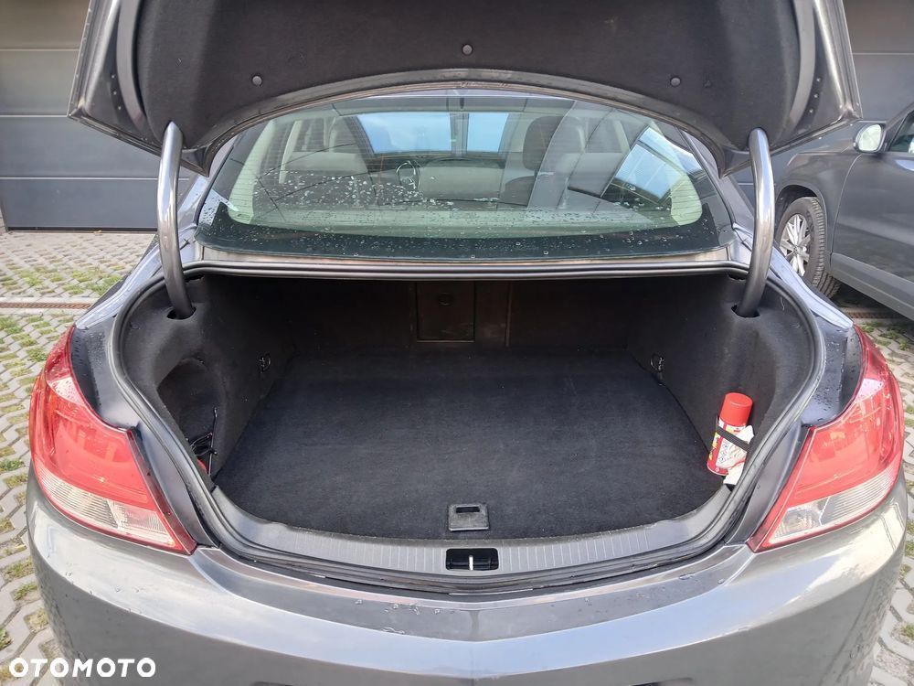 Opel Insignia 2.0 CDTI - 9