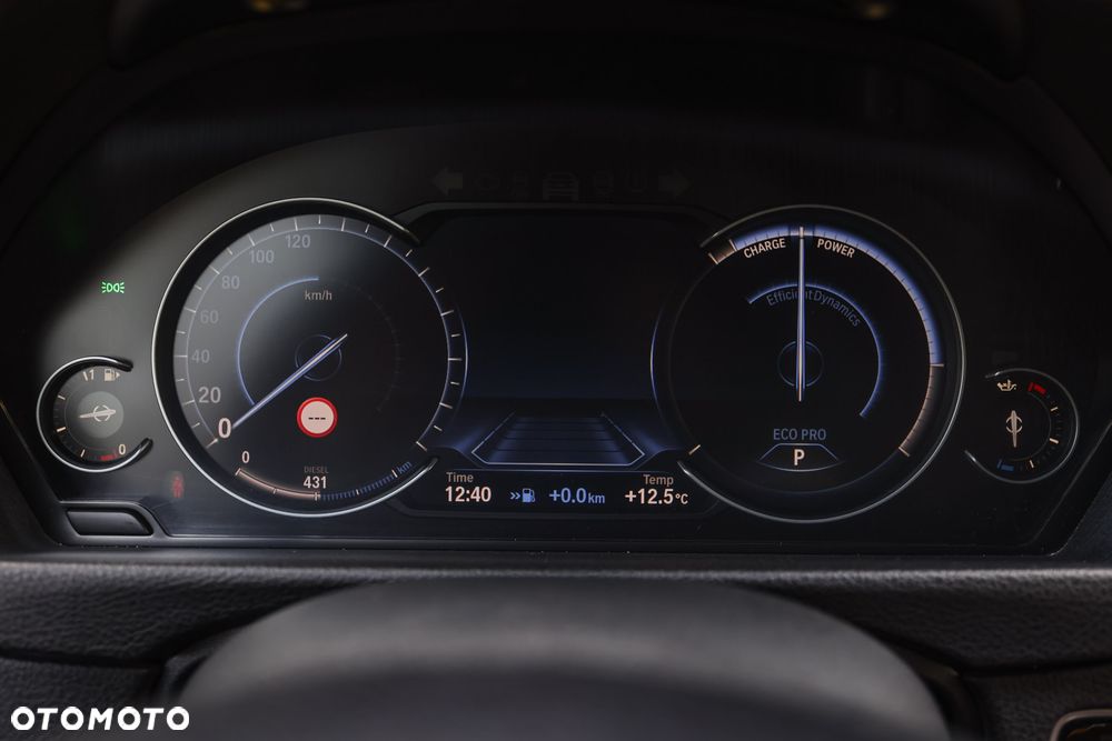 BMW Seria 3 320d xDrive Luxury Line sport - 31