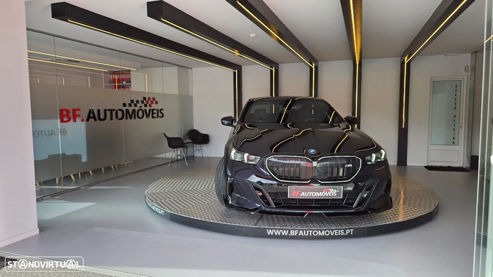 BMW 530 e Pack Desportivo M Pro - 5