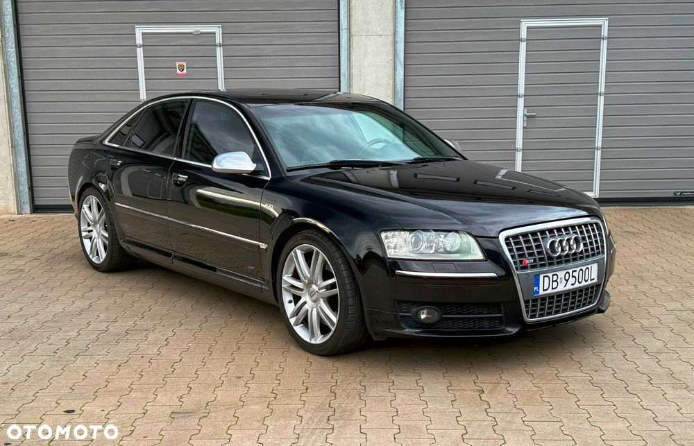 Audi S8 5.2 FSI Quattro - 3