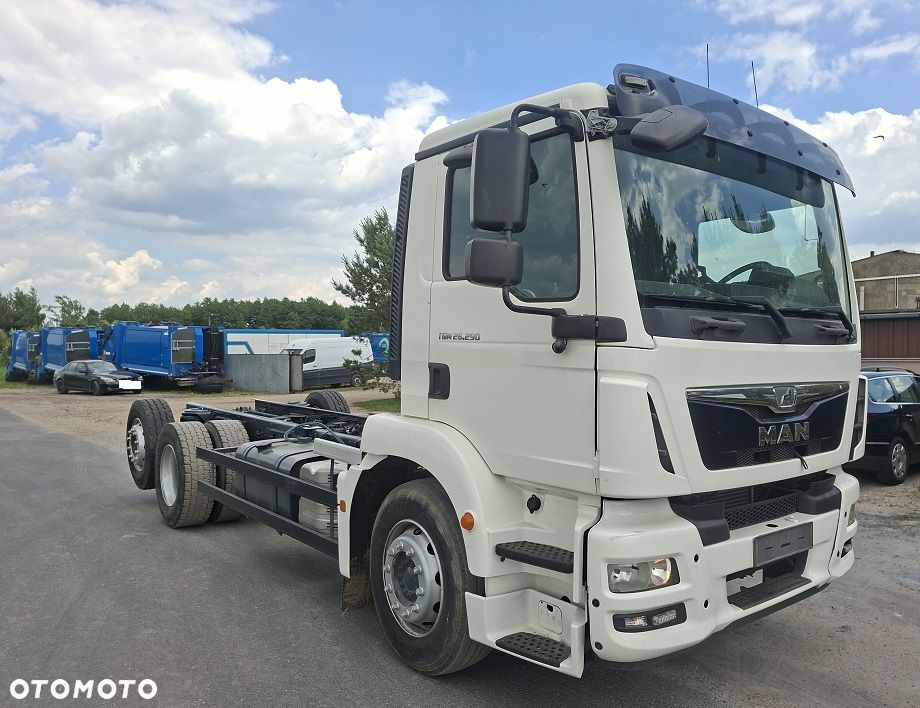 MAN TGM 26.290 - 3