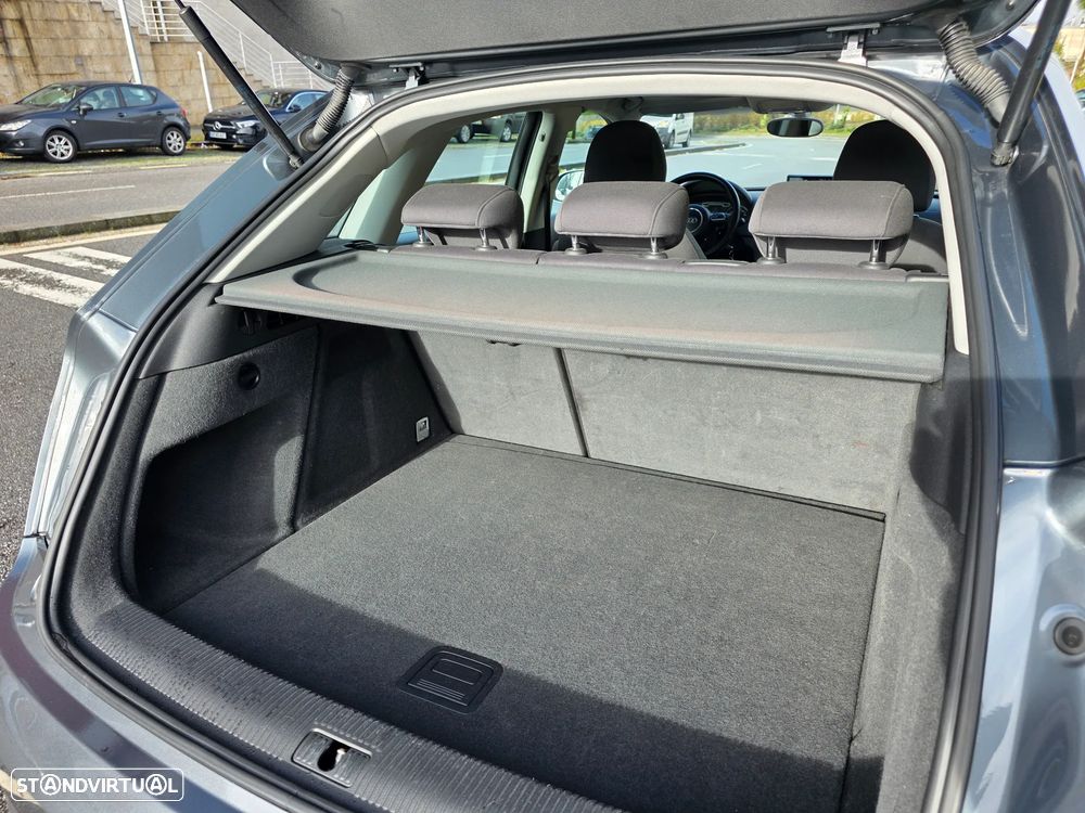 Audi Q3 2.0 TDI Sport - 16