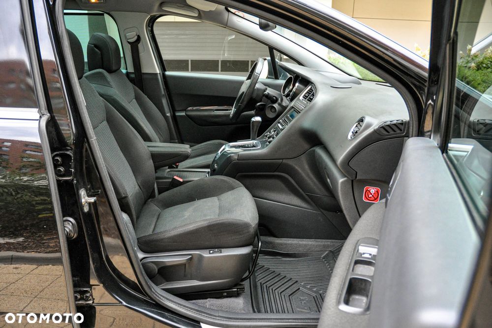 Peugeot 5008 - 10