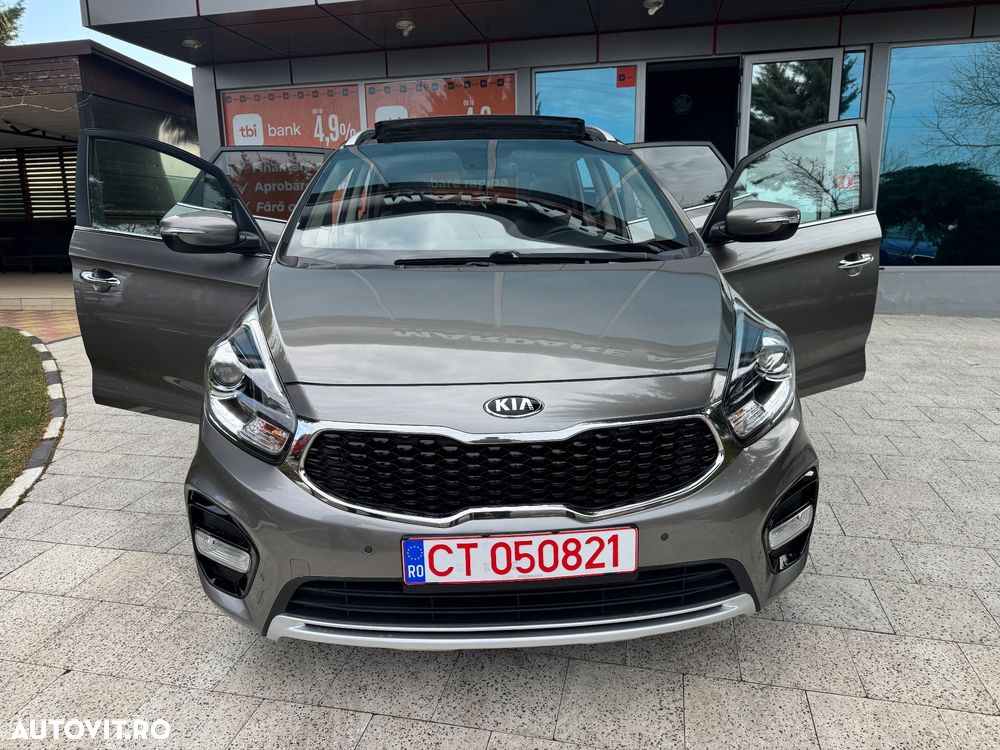 Kia Carens 1.7 CRDi 115 Dream-Team Edition - 27