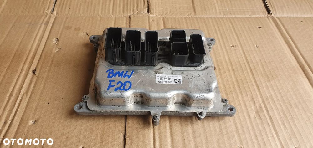 Komputer sterownik silnika BMW I F20 1.5 7640755 - 2