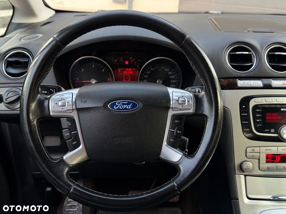 Ford Galaxy 2.0 TDCi Titanium - 23
