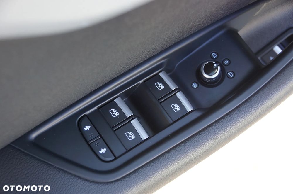 Audi A4 Allroad 2.0 TDI Quattro S tronic - 25