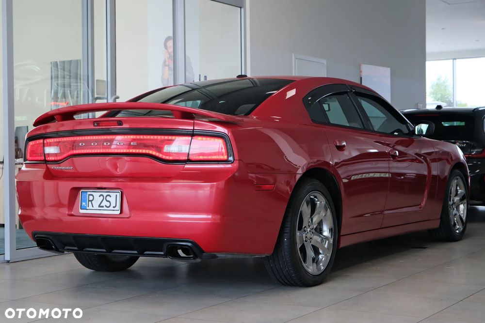Dodge Charger 3.5 V6 Base - 9